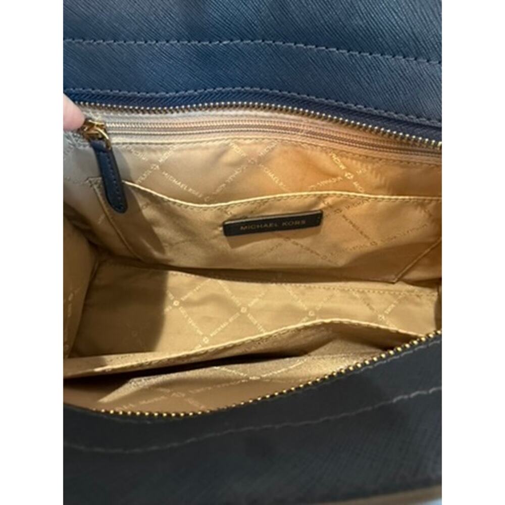 Michael Kors Quinn Satchel Navy Blue Saffiano Leather Top Handle Bag Medium - Picture 9 of 12